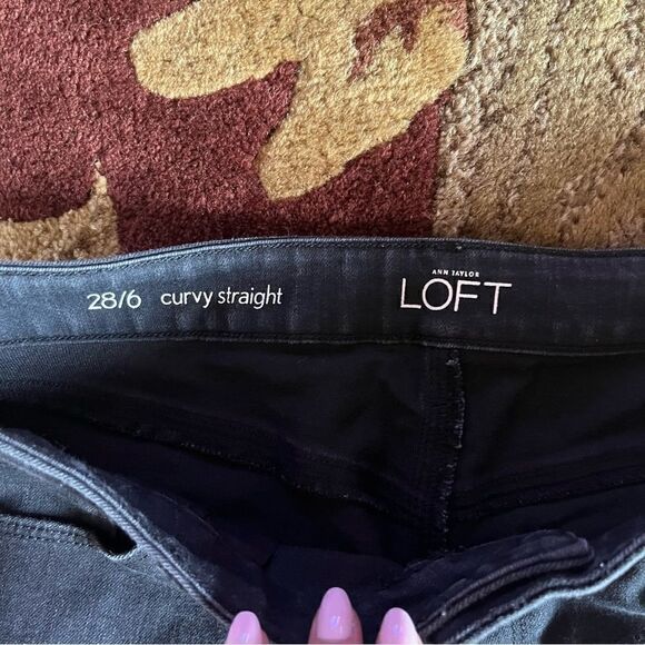 NWOT. Ann Taylor. Boot cut dark blue jeans. Size 6. - Picture 6 of 6